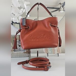 EUC Coach Andy Refined Pebbled Leather Horse & Carriage Crossbody